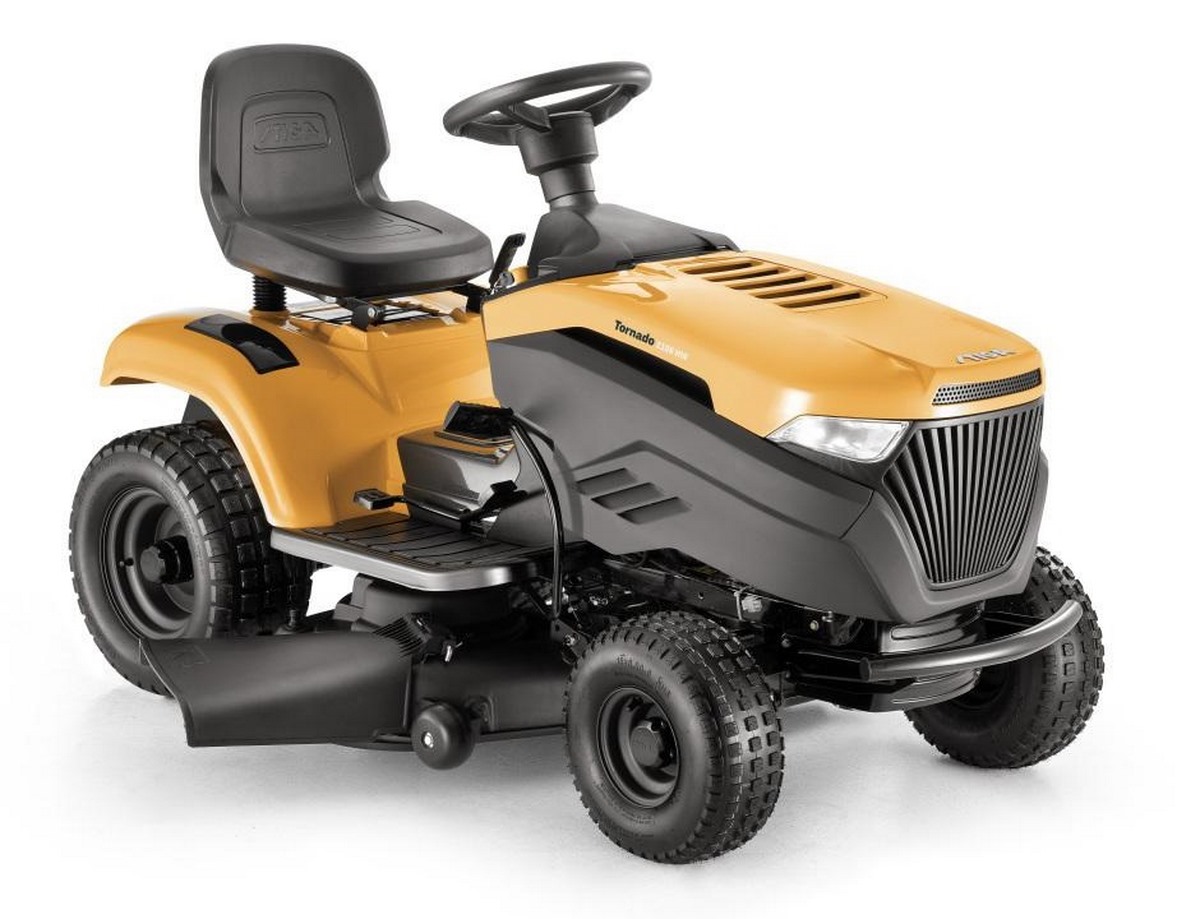 Traktor ogrodowy TORNADO 2108 HW STIGA — zdjęcie 1 z 10
